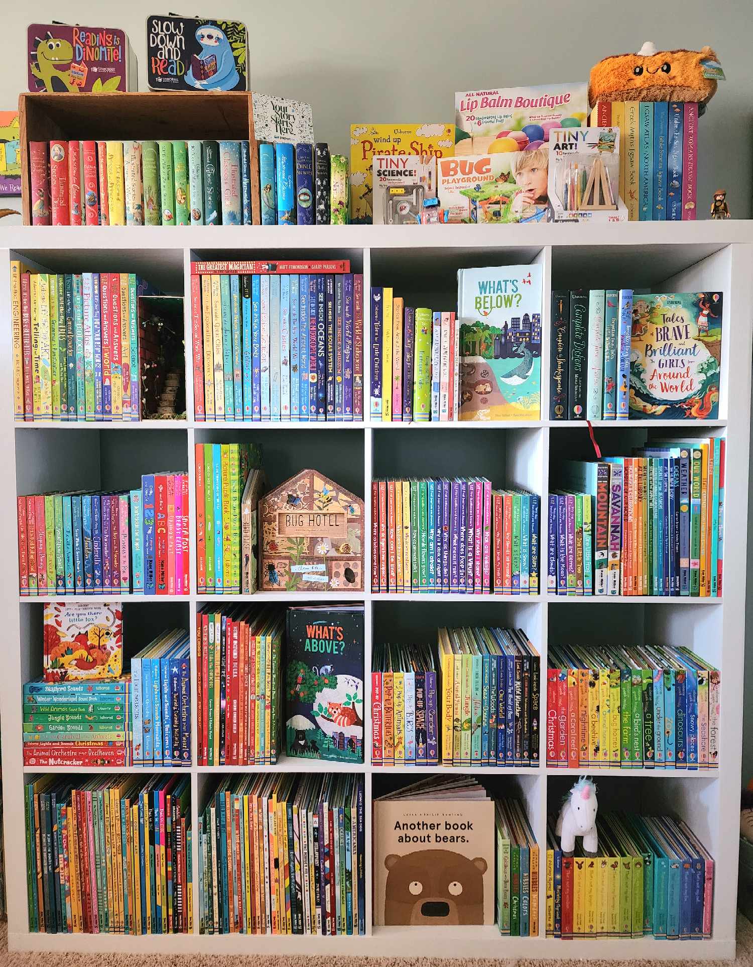 Kids Book RAINBOW.8 Decorative BOOKS DELIGHT decorative Childrens Books.i  Feel Happy Books Are the Perfect Gift to Decorate Your Kids Room 